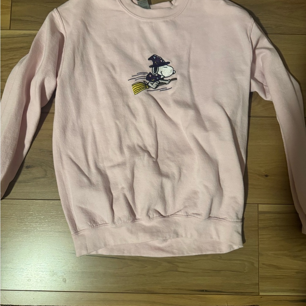 Pink Sweatshirt with Snoopy
